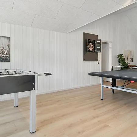 Amazing In Glesborg With Sauna *