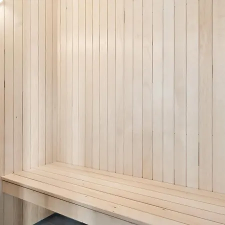 Amazing In Glesborg With Sauna Fjellerup