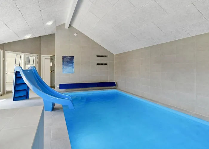 Hébergement de vacances Amazing In Glesborg With Sauna *