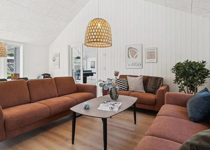 Amazing In Glesborg With Sauna * Glesborg