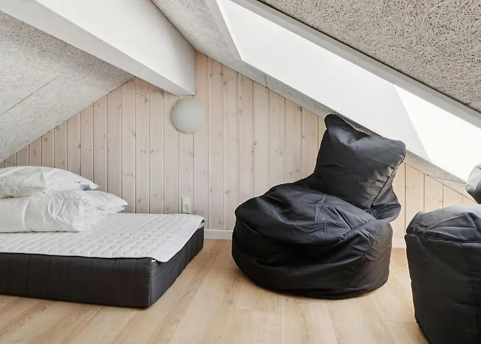 Amazing In Glesborg With Sauna Glesborg