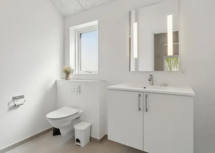 Amazing In Glesborg With Sauna * Glesborg