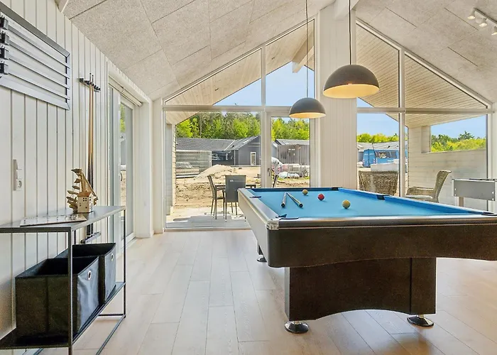 Hébergement de vacances Amazing In Glesborg With Sauna *